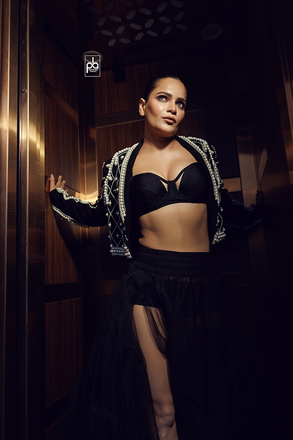 Archana Gautam new photoshoot in a lift
